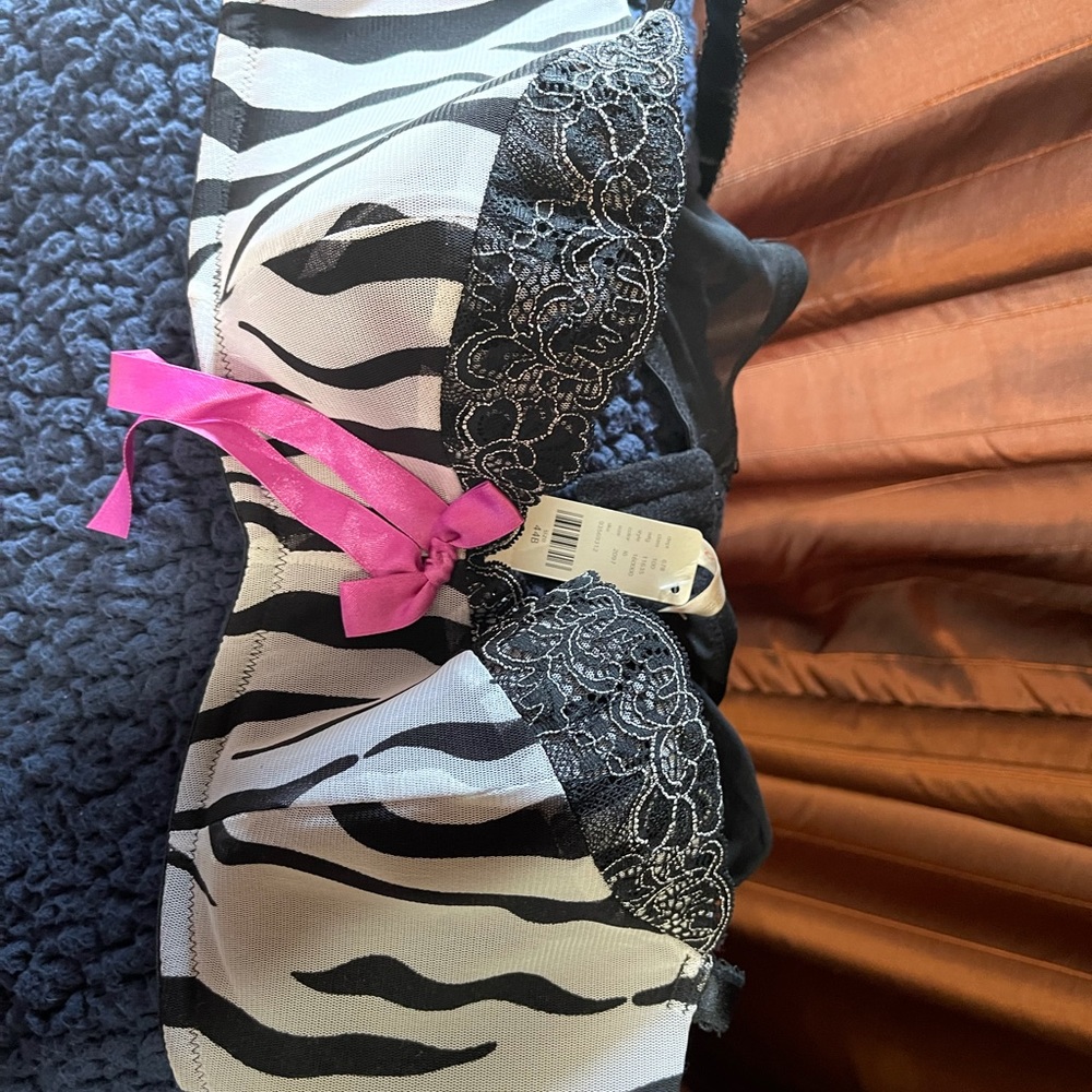 NWT Cacique Demi Cup Bra